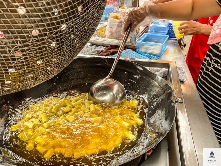 地瓜球 老闆娘,大雅美食,地瓜球,大雅地瓜球,台中地瓜球老闆娘 ig @鯊魚大口咬