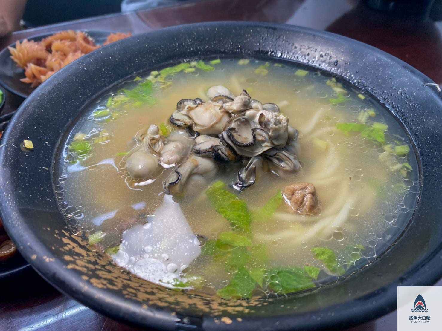美食,台中,南屯,海鮮麵,文心森林公園 @鯊魚大口咬 美食,台中,南屯,海鮮麵,文心森林公園 @鯊魚大口咬