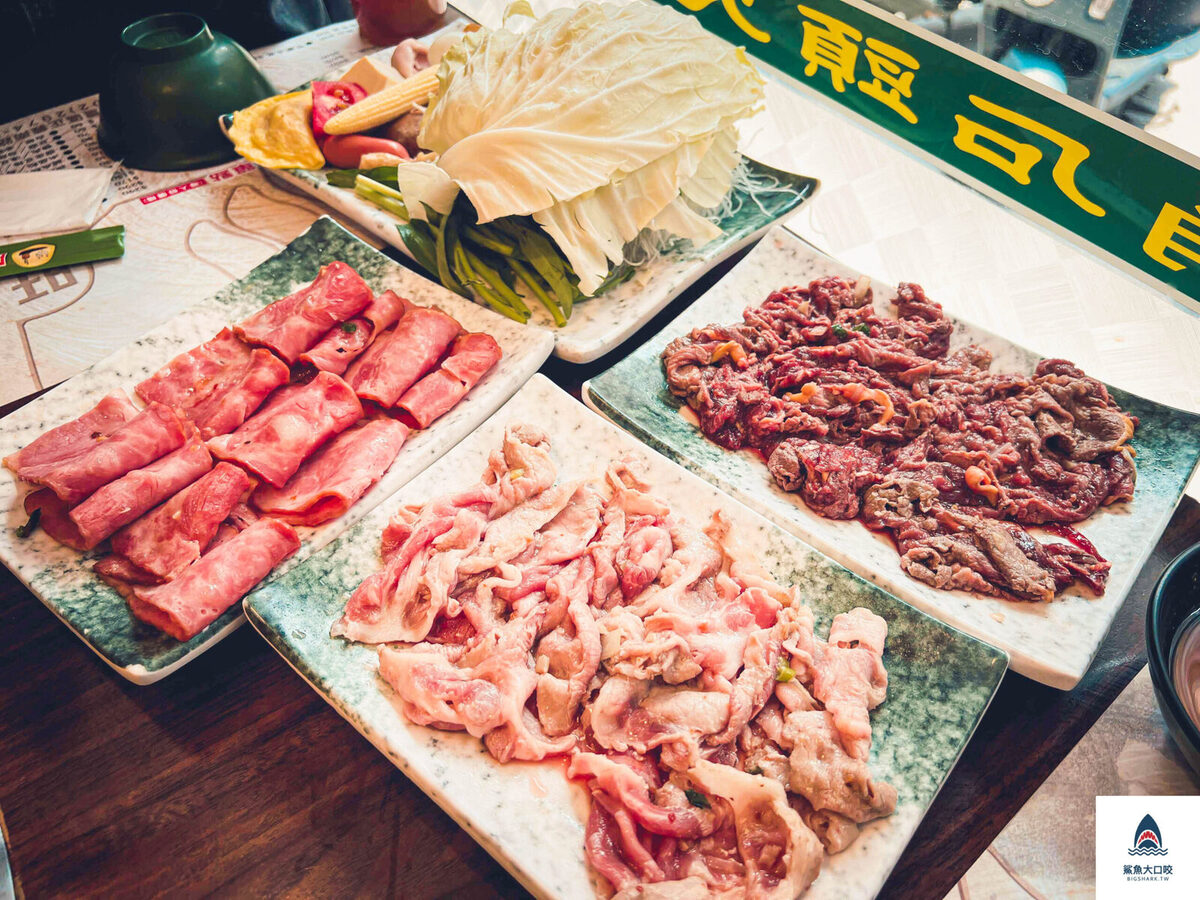 火鍋,台北橋,三重,菜寮 @鯊魚大口咬 火鍋,台北橋,三重,菜寮 @鯊魚大口咬