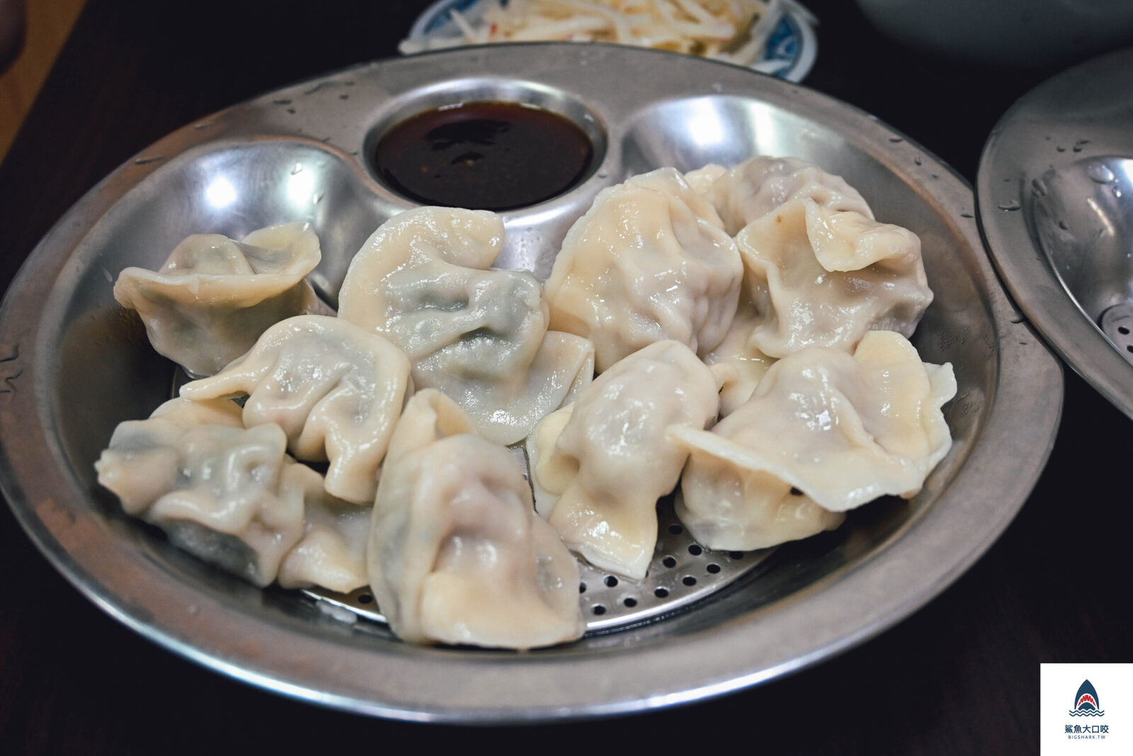 萬家水餃,萬家水餃價錢,萬家水餃菜單,台北水餃,大橋頭美食,大同區水時 @鯊魚大口咬