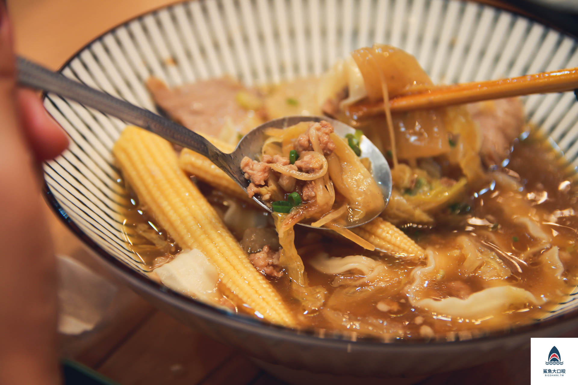 台中美食,台中麵店,花山家宣飲麵鋪 @鯊魚大口咬 台中美食,台中麵店,花山家宣飲麵鋪 @鯊魚大口咬