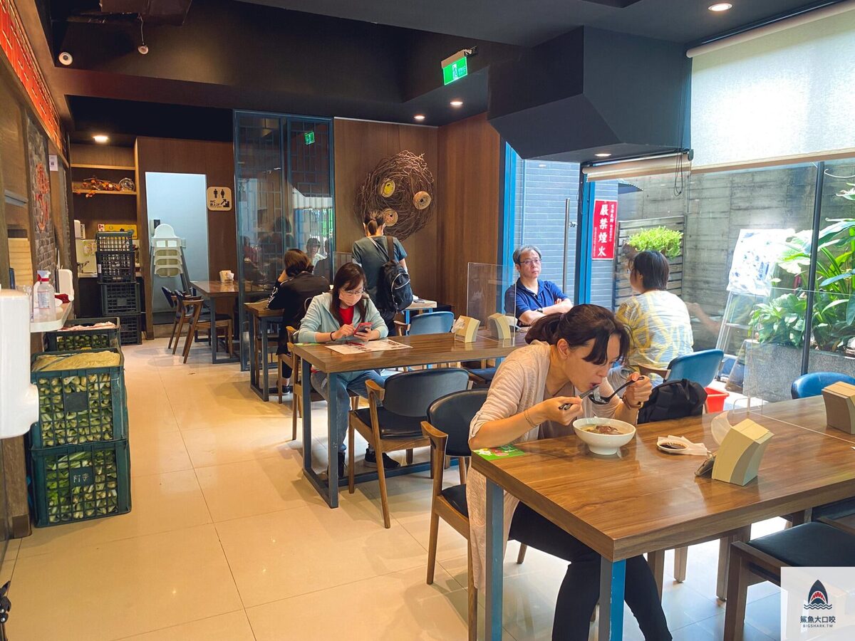 台中米其林,台中小籠包,滬舍餘味,台中美食 @鯊魚大口咬