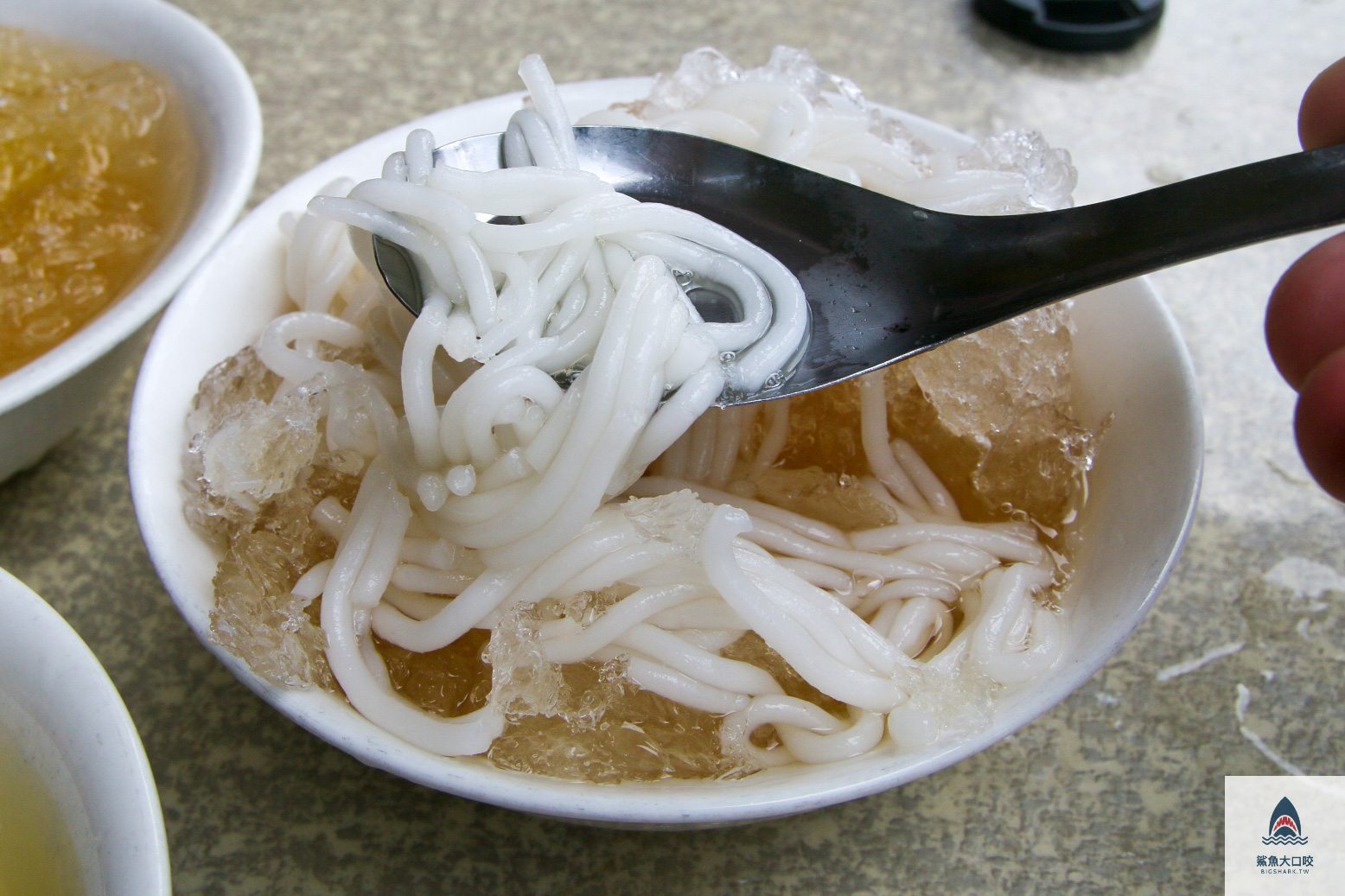 鹿港發記粉粿冰,鹿港粉粿冰,發記粉粿冰,鹿港米苔目冰,鹿港冰店 @鯊魚大口咬
