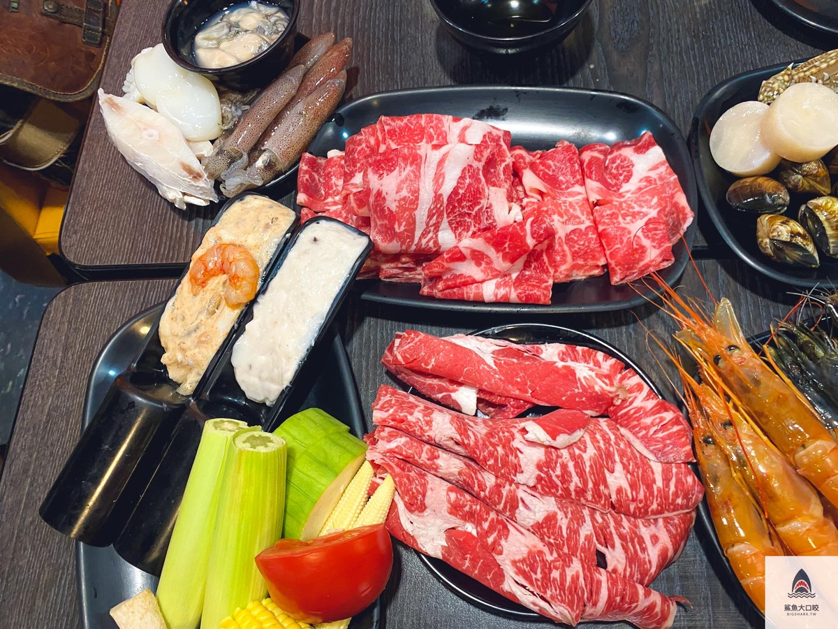 皇家帝國,皇家帝國麻辣火鍋吃到飽價錢,皇家帝國價錢,麻辣火鍋懶人包,西門火鍋,皇家帝國麻辣火鍋吃到飽評價,皇家帝國麻辣火鍋吃到飽,西門美食,皇家帝國麻辣火鍋 @鯊魚大口咬