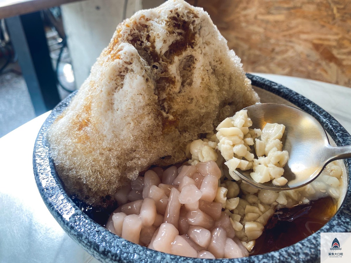 斗六騷仙草 @鯊魚大口咬 斗六騷仙草 @鯊魚大口咬
