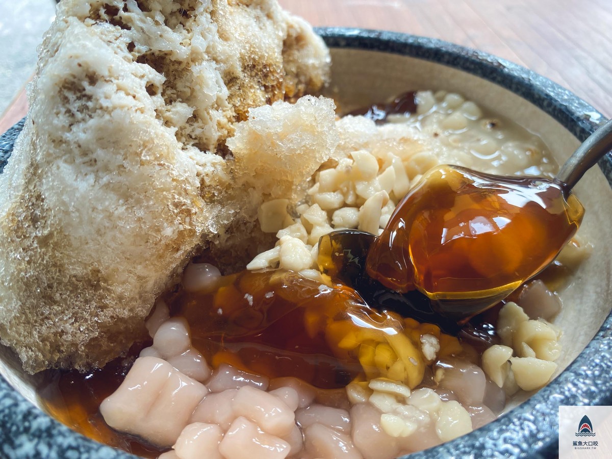斗六騷仙草 @鯊魚大口咬
