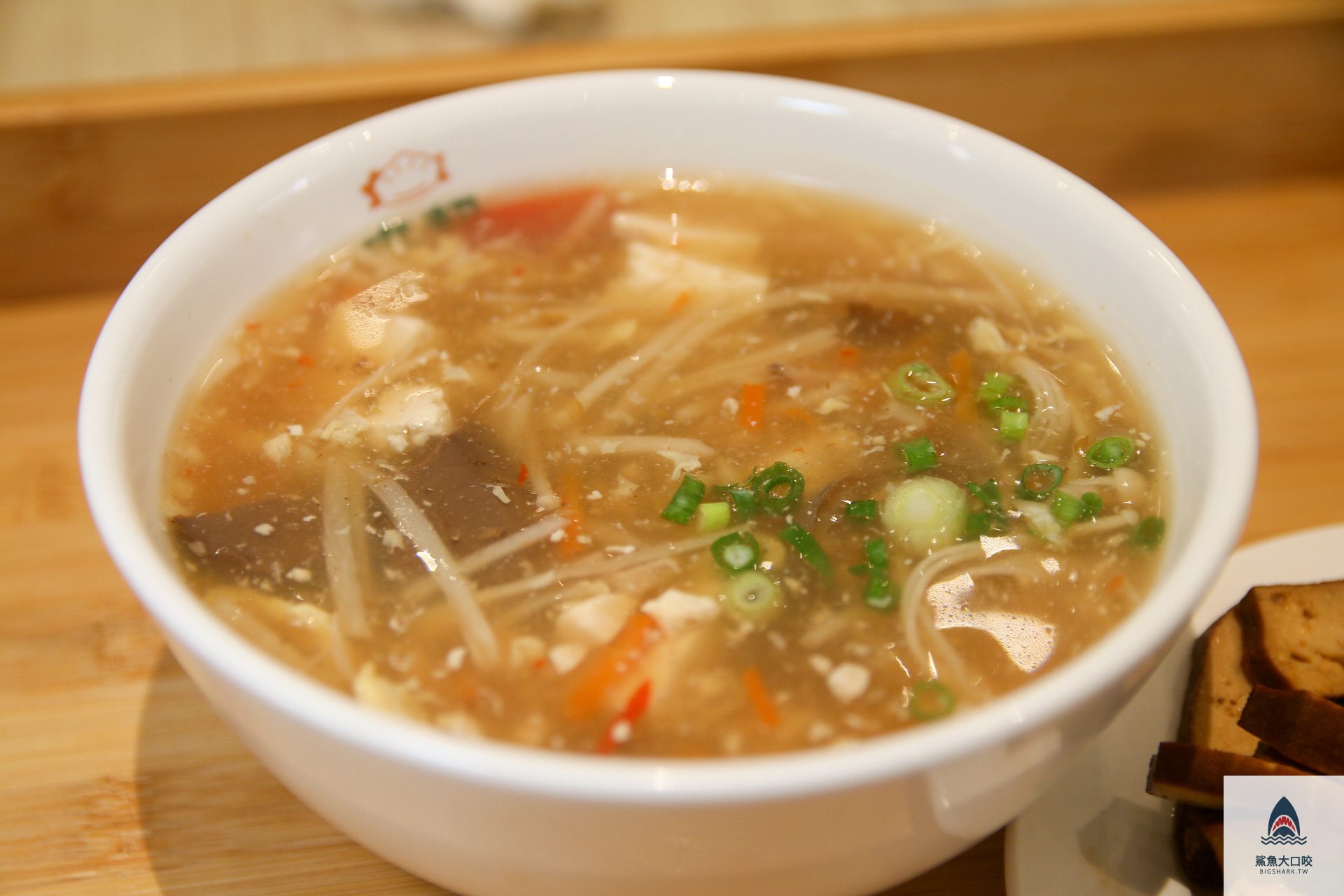 九初流心脆皮煎餃 @鯊魚大口咬