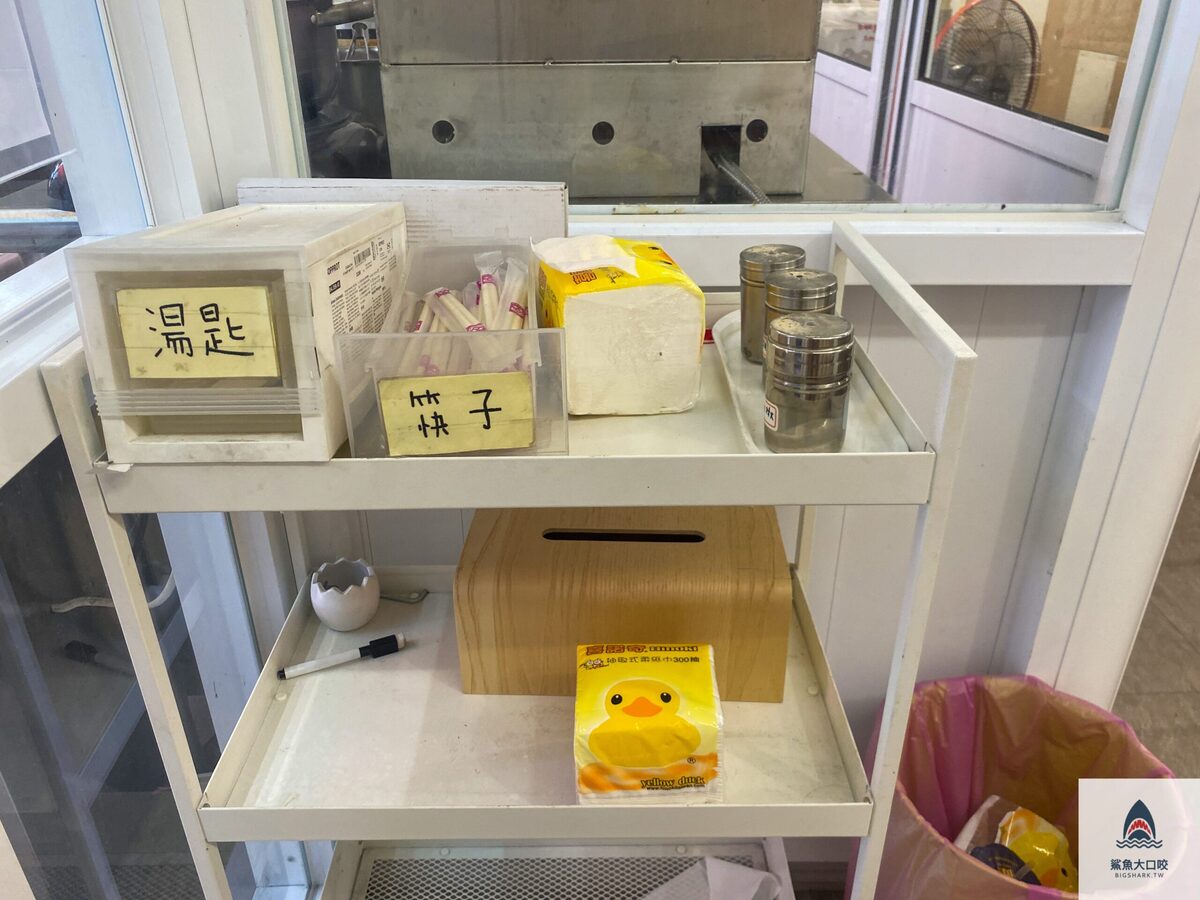 嘉義火雞肉飯,嘉義網美火雞肉飯,嘉義小莊火雞肉飯,嘉義莊家火雞肉飯,小莊火雞肉飯菜單 @鯊魚大口咬 嘉義火雞肉飯,嘉義網美火雞肉飯,嘉義小莊火雞肉飯,嘉義莊家火雞肉飯,小莊火雞肉飯菜單 @鯊魚大口咬