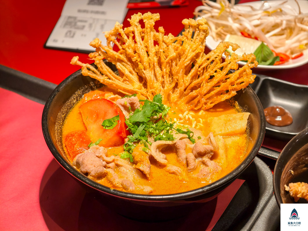 台中泰式料理,台中大心麵食,三井outlet @鯊魚大口咬