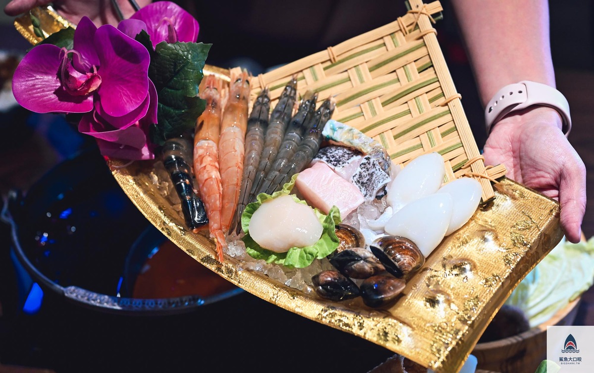 台中火鍋,北屯美食,台中燒瓶子,北屯燒瓶子 @鯊魚大口咬 台中火鍋,北屯美食,台中燒瓶子,北屯燒瓶子 @鯊魚大口咬