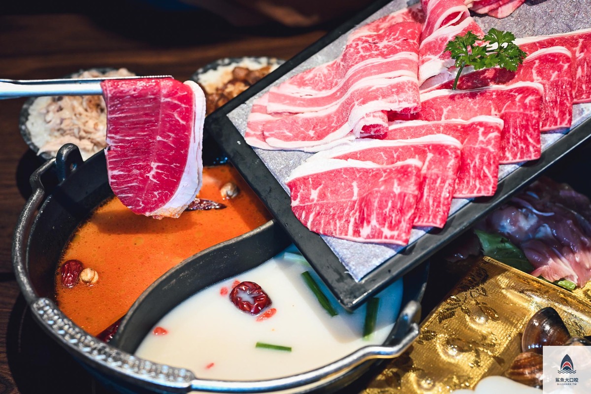 台中火鍋,北屯美食,台中燒瓶子,北屯燒瓶子 @鯊魚大口咬 台中火鍋,北屯美食,台中燒瓶子,北屯燒瓶子 @鯊魚大口咬