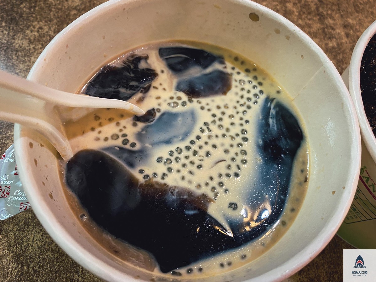 台中嫩仙草,瑪露連-健行店,台中瑪露連 @鯊魚大口咬 台中嫩仙草,瑪露連-健行店,台中瑪露連 @鯊魚大口咬