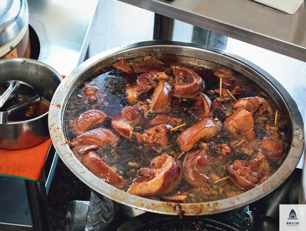 台中爌肉飯,台中爌肉飯推薦,三代爌肉飯,南屯爌肉飯,南屯小吃,烏日小吃 @鯊魚大口咬 台中爌肉飯,台中爌肉飯推薦,三代爌肉飯,南屯爌肉飯,南屯小吃,烏日小吃 @鯊魚大口咬