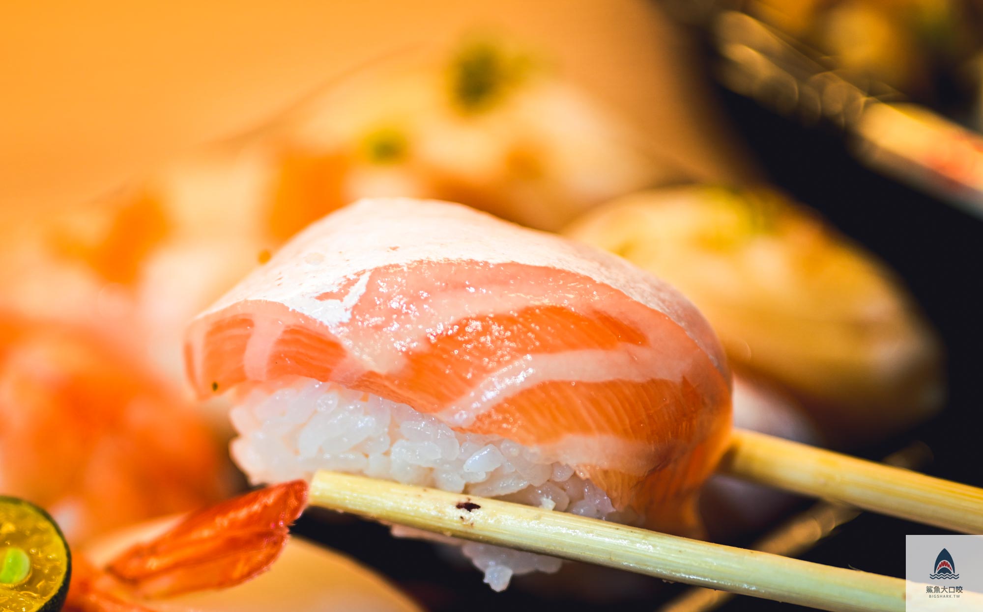 炙燒稻荷壽司,享稻Enjoy sushi,炸蝦壽司,享稻菜單,鍋燒湯烏龍麵,新竹市日式料理外帶,黃金豬排丼,新竹台大分院新竹醫院美食,唐揚炸雞,光華商圈美食,新竹外帶美食,新竹日式料理外帶,新竹餐廳,新竹市日式料理,新竹會議餐盒,新竹日式料理,享稻Enjoy sushi菜單,享稻大盤壽司拼盤 @鯊魚大口咬