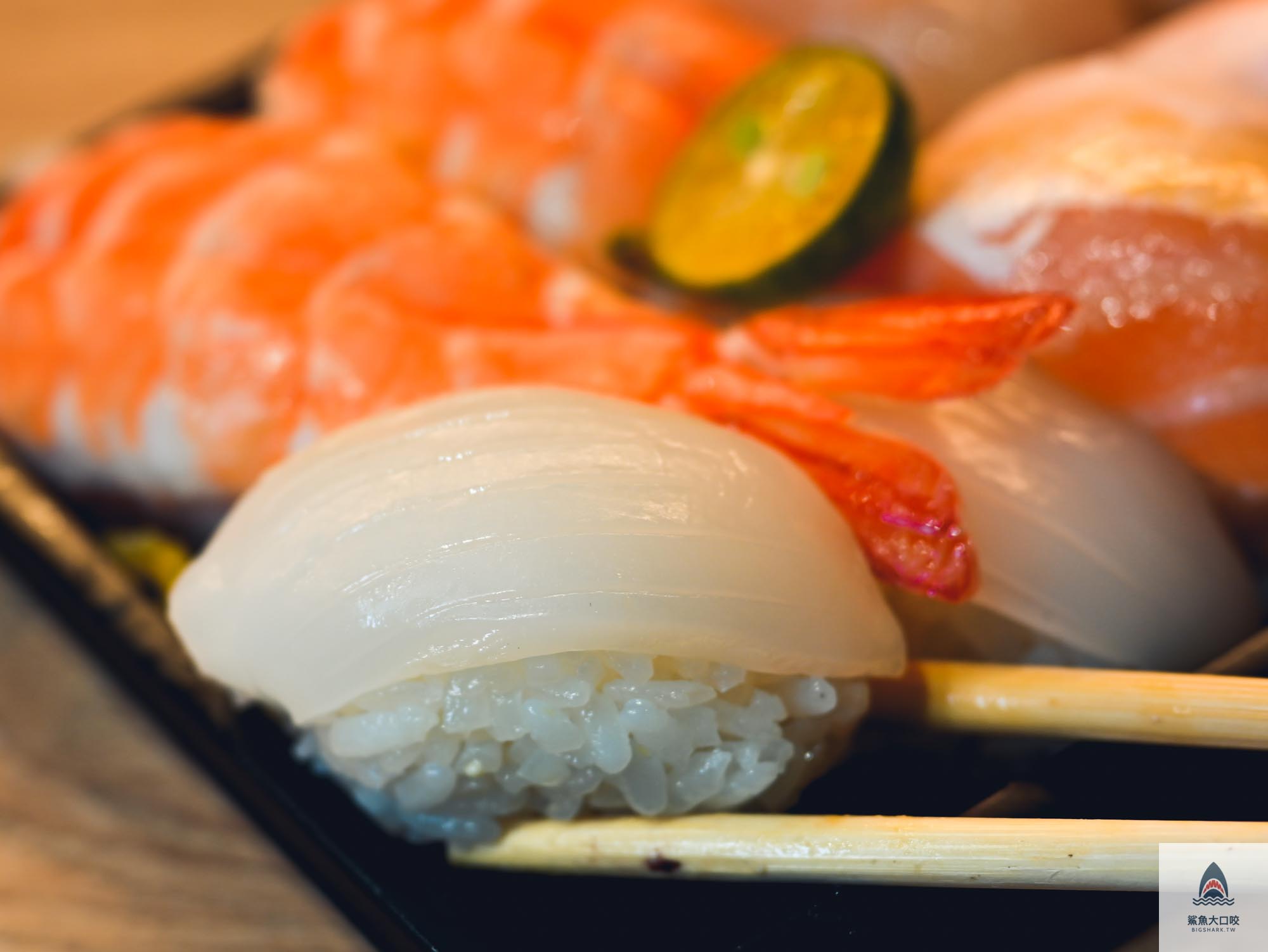 炙燒稻荷壽司,享稻Enjoy sushi,炸蝦壽司,享稻菜單,鍋燒湯烏龍麵,新竹市日式料理外帶,黃金豬排丼,新竹台大分院新竹醫院美食,唐揚炸雞,光華商圈美食,新竹外帶美食,新竹日式料理外帶,新竹餐廳,新竹市日式料理,新竹會議餐盒,新竹日式料理,享稻Enjoy sushi菜單,享稻大盤壽司拼盤 @鯊魚大口咬 炙燒稻荷壽司,享稻Enjoy sushi,炸蝦壽司,享稻菜單,鍋燒湯烏龍麵,新竹市日式料理外帶,黃金豬排丼,新竹台大分院新竹醫院美食,唐揚炸雞,光華商圈美食,新竹外帶美食,新竹日式料理外帶,新竹餐廳,新竹市日式料理,新竹會議餐盒,新竹日式料理,享稻Enjoy sushi菜單,享稻大盤壽司拼盤 @鯊魚大口咬