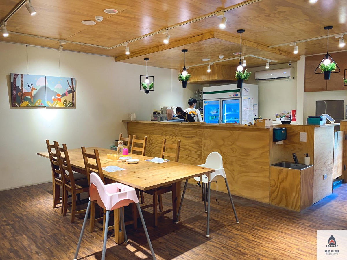 新竹隱藏版美食 #新竹親子聚會,新竹景點,新竹親子餐廳,竹北親子,竹北美食,竹北親子餐廳,竹北共好親子餐廳,共好菜單,GungHo,竹北下午茶,竹北大遠百美食,竹北甜點 @鯊魚大口咬