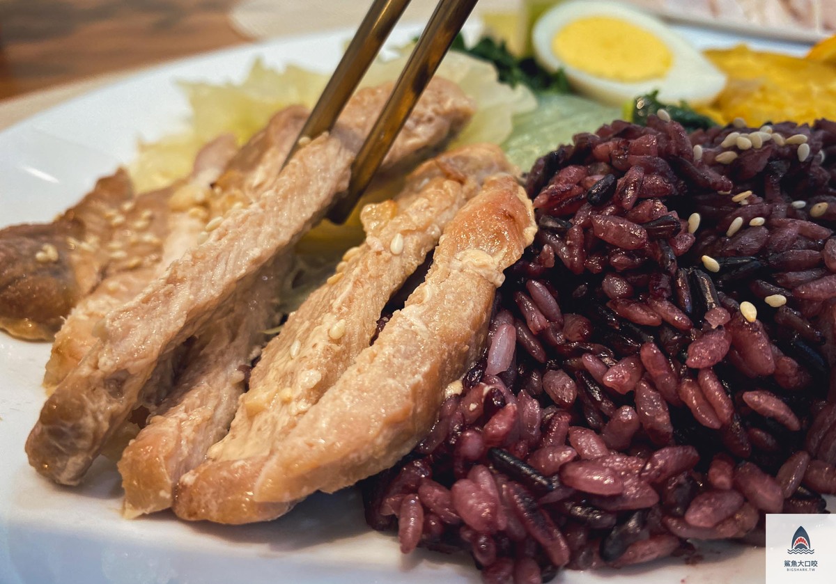 台中健康餐,科博館美食,台中科博館美食,台中水煮餐,農夫餐盤,農夫餐盤菜單,農夫餐盤推薦 @鯊魚大口咬 台中健康餐,科博館美食,台中科博館美食,台中水煮餐,農夫餐盤,農夫餐盤菜單,農夫餐盤推薦 @鯊魚大口咬