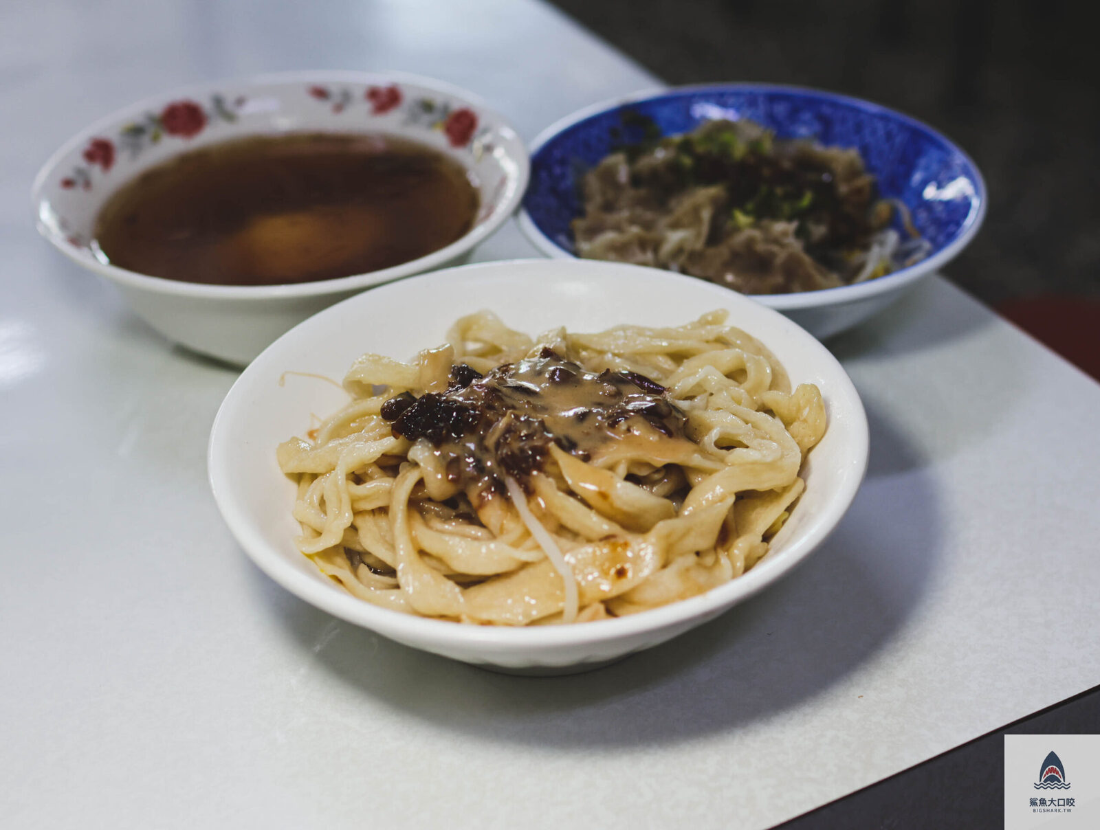 清水麵店,清水國小,台中美食,台中麵店,清水小吃,老士官,老士官擀麵店菜單,老士官擀麵店,清水美食,老士官擀麵 @鯊魚大口咬