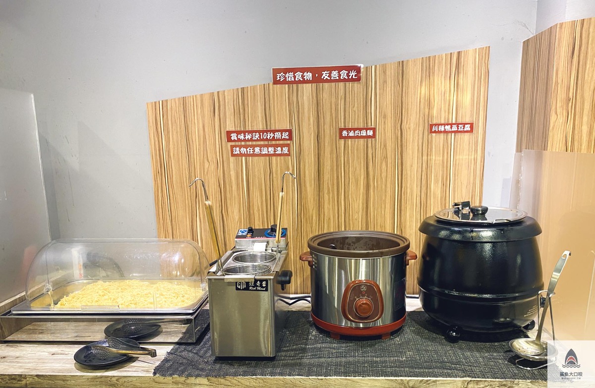 九肆牛炭燒牛排炙造所菜單,台中平價牛排,逢甲平價牛排,逢甲美食推薦,九肆牛炭燒牛排炙造所 @鯊魚大口咬