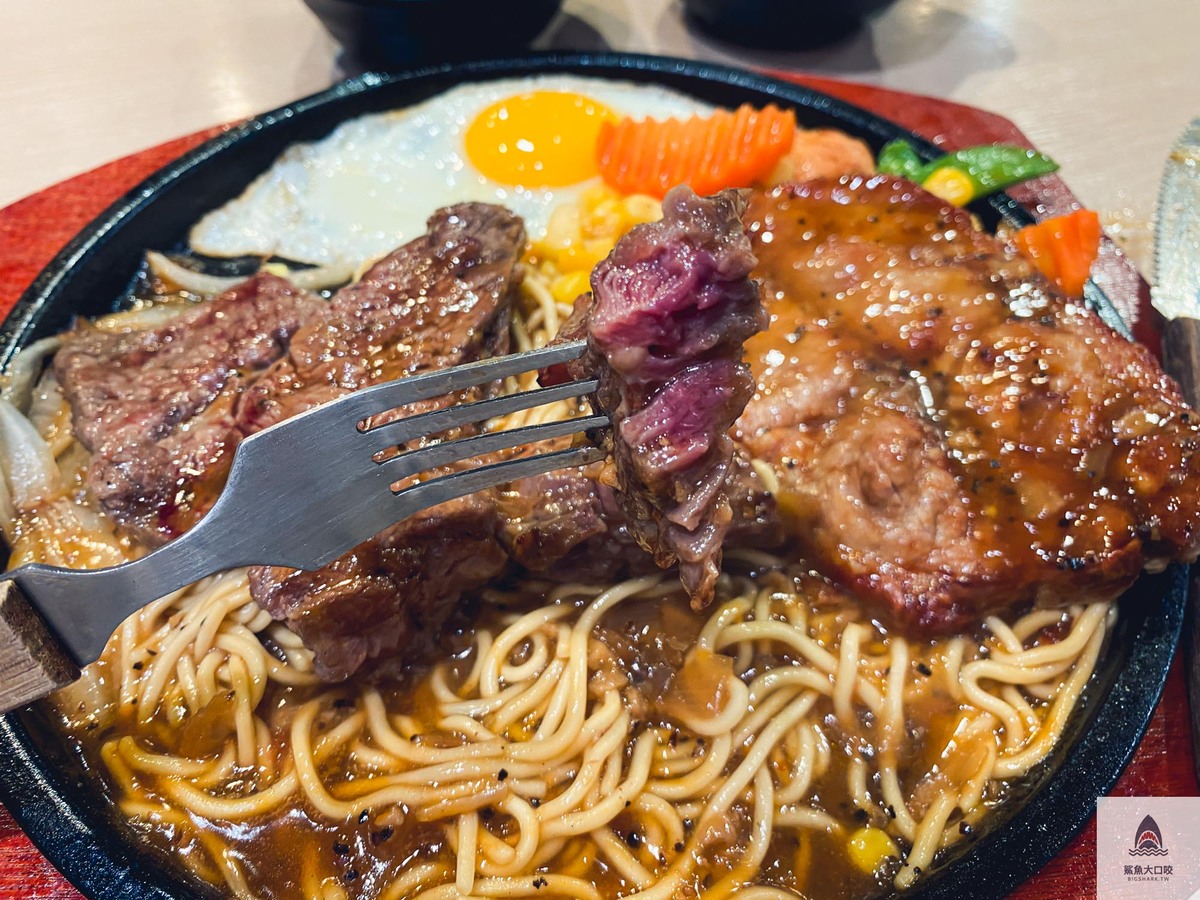 九肆牛炭燒牛排炙造所菜單,台中平價牛排,逢甲平價牛排,逢甲美食推薦,九肆牛炭燒牛排炙造所 @鯊魚大口咬 九肆牛炭燒牛排炙造所菜單,台中平價牛排,逢甲平價牛排,逢甲美食推薦,九肆牛炭燒牛排炙造所 @鯊魚大口咬