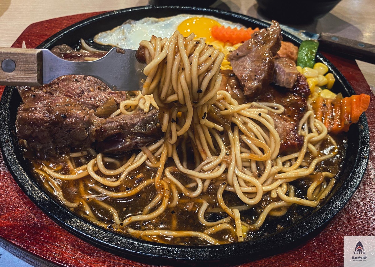 九肆牛炭燒牛排炙造所菜單,台中平價牛排,逢甲平價牛排,逢甲美食推薦,九肆牛炭燒牛排炙造所 @鯊魚大口咬