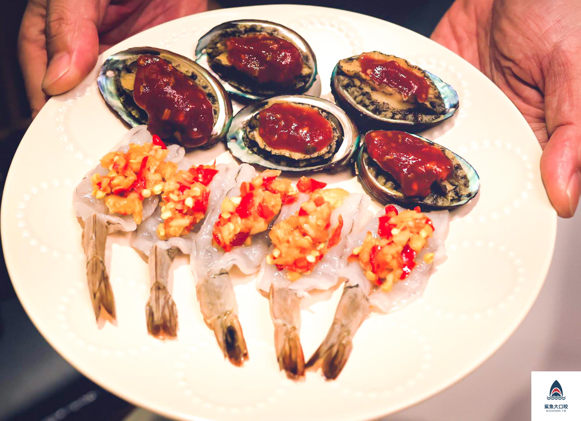 桃園泰式吃到飽,桃園泰式料理,泰泰太夯桃園遠百店,泰泰太夯,泰泰太夯桃園遠百店菜單,泰泰太夯桃園遠百店價錢,桃園吃到飽 @鯊魚大口咬