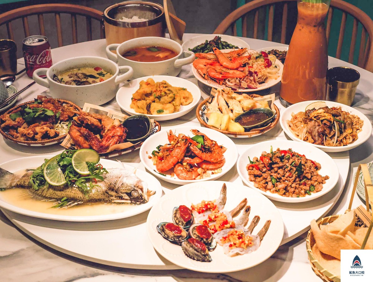 桃園泰式吃到飽,桃園泰式料理,泰泰太夯桃園遠百店,泰泰太夯,泰泰太夯桃園遠百店菜單,泰泰太夯桃園遠百店價錢,桃園吃到飽 @鯊魚大口咬