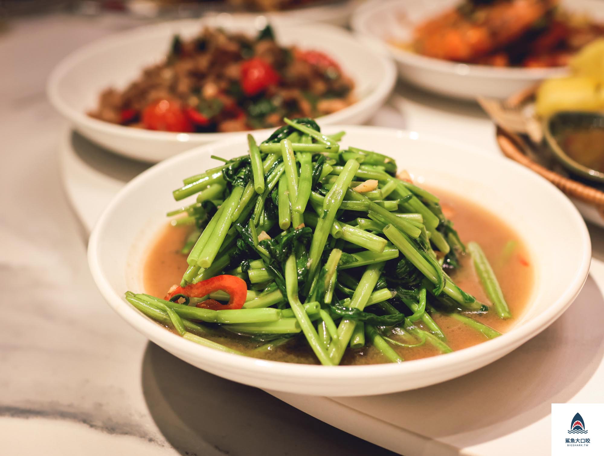 桃園泰式吃到飽,桃園泰式料理,泰泰太夯桃園遠百店,泰泰太夯,泰泰太夯桃園遠百店菜單,泰泰太夯桃園遠百店價錢,桃園吃到飽 @鯊魚大口咬