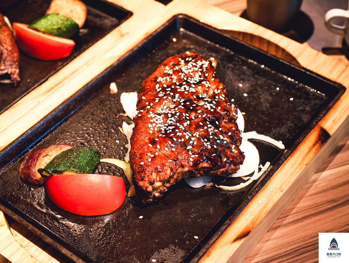 米塔炙燒牛排專門店菜單,竹北遠東百貨美食推薦,竹北美食,竹北遠百美食,米塔炙燒牛排專門店,竹北牛排 @鯊魚大口咬
