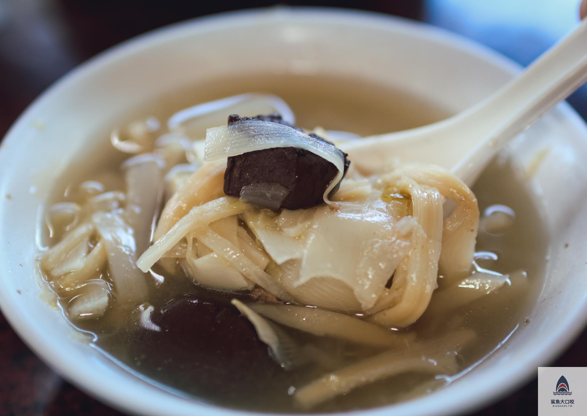 台中豬頭三,台中小吃,大坑美食,大坑炸物,大坑豬頭三,豬頭三菜單 @鯊魚大口咬