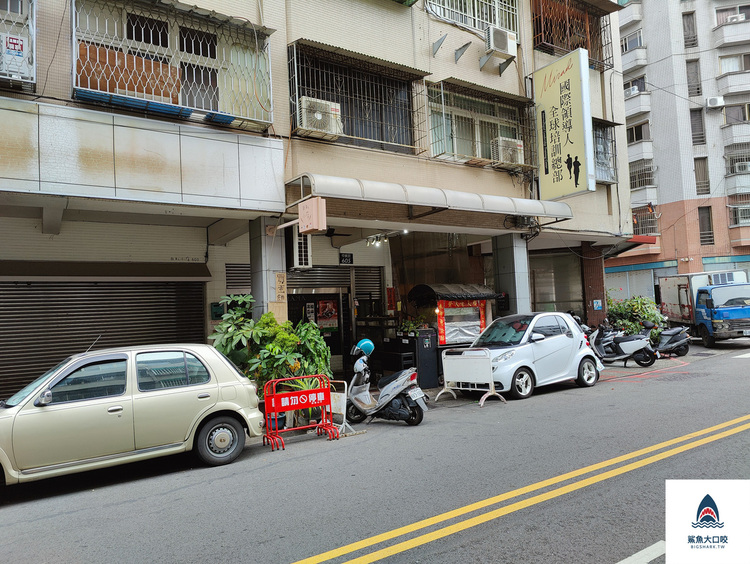 科博館美食,台中早餐,麵糊蛋餅,蘇媽媽蛋餅,台中蛋餅,古早味蛋餅 @鯊魚大口咬