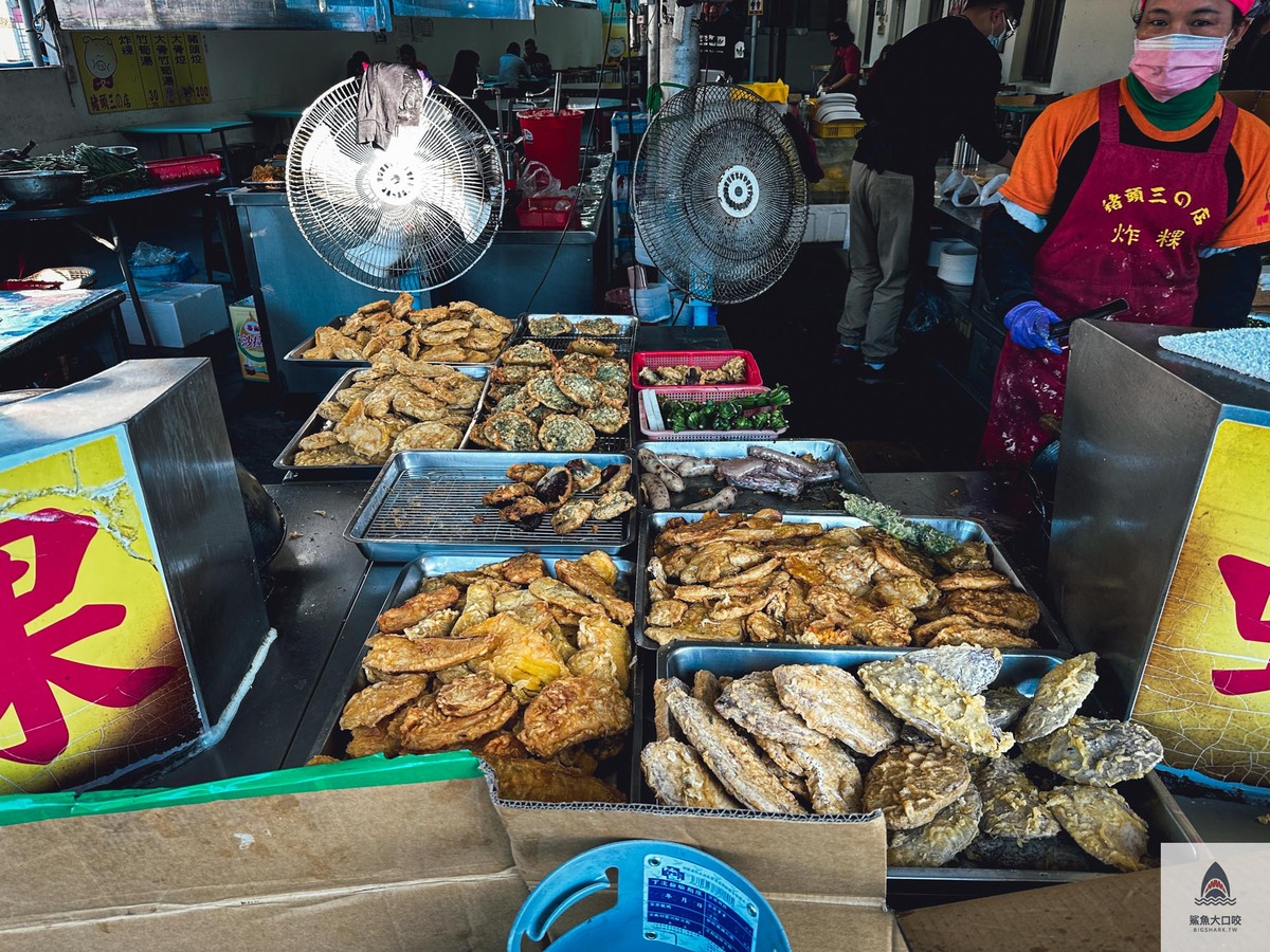 台中豬頭三,台中小吃,大坑美食,大坑炸物,大坑豬頭三,豬頭三菜單 @鯊魚大口咬