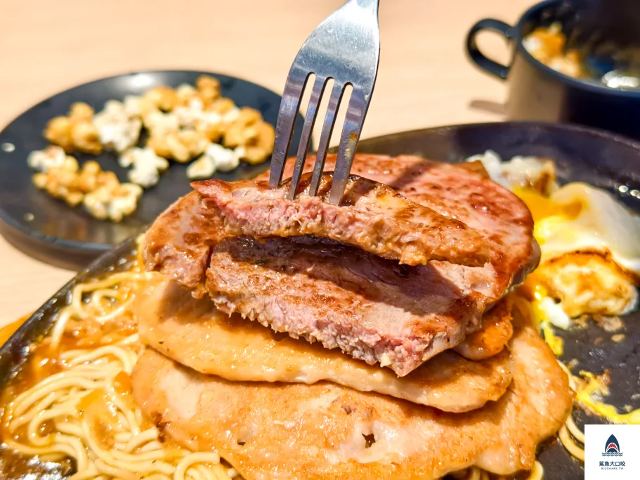 小時厚牛排台中,小時厚牛排菜單,台中沙拉吧吃到飽,逢甲夜市美食,台中牛排店,台中夜市牛排 夜市牛排推薦,台中平價美食,台中平價牛排 @鯊魚大口咬 小時厚牛排台中,小時厚牛排菜單,台中沙拉吧吃到飽,逢甲夜市美食,台中牛排店,台中夜市牛排 夜市牛排推薦,台中平價美食,台中平價牛排 @鯊魚大口咬