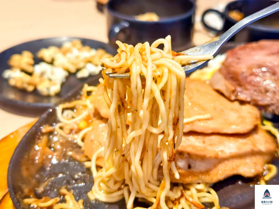小時厚牛排台中,小時厚牛排菜單,台中沙拉吧吃到飽,逢甲夜市美食,台中牛排店,台中夜市牛排 夜市牛排推薦,台中平價美食,台中平價牛排 @鯊魚大口咬 小時厚牛排台中,小時厚牛排菜單,台中沙拉吧吃到飽,逢甲夜市美食,台中牛排店,台中夜市牛排 夜市牛排推薦,台中平價美食,台中平價牛排 @鯊魚大口咬
