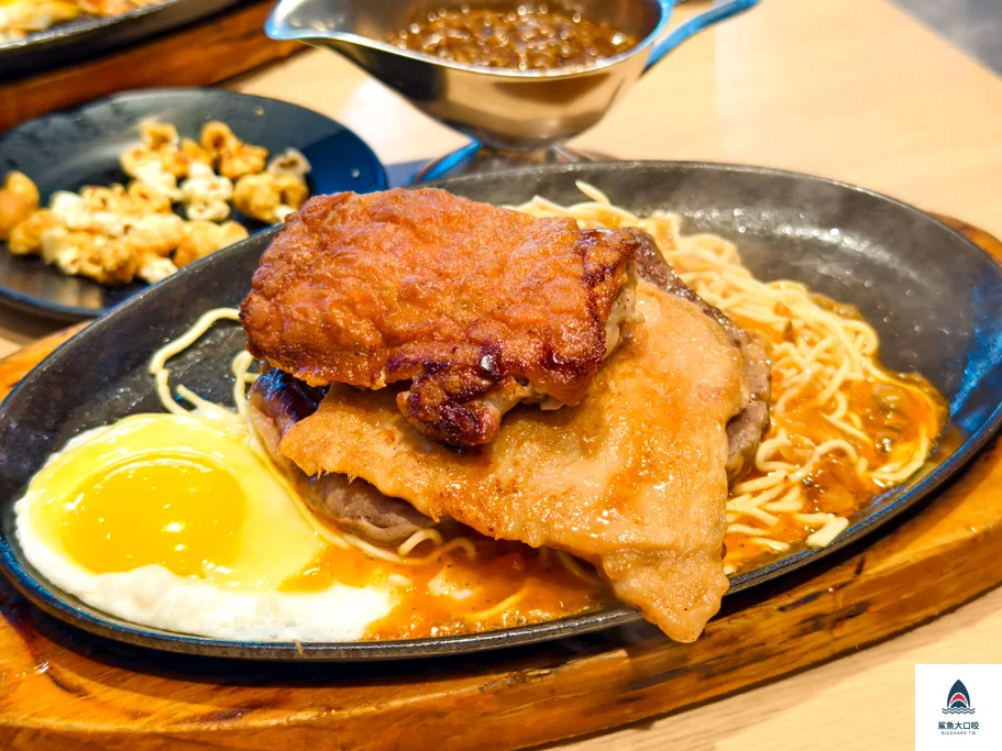 小時厚牛排台中,小時厚牛排菜單,台中沙拉吧吃到飽,逢甲夜市美食,台中牛排店,台中夜市牛排 夜市牛排推薦,台中平價美食,台中平價牛排 @鯊魚大口咬 小時厚牛排台中,小時厚牛排菜單,台中沙拉吧吃到飽,逢甲夜市美食,台中牛排店,台中夜市牛排 夜市牛排推薦,台中平價美食,台中平價牛排 @鯊魚大口咬