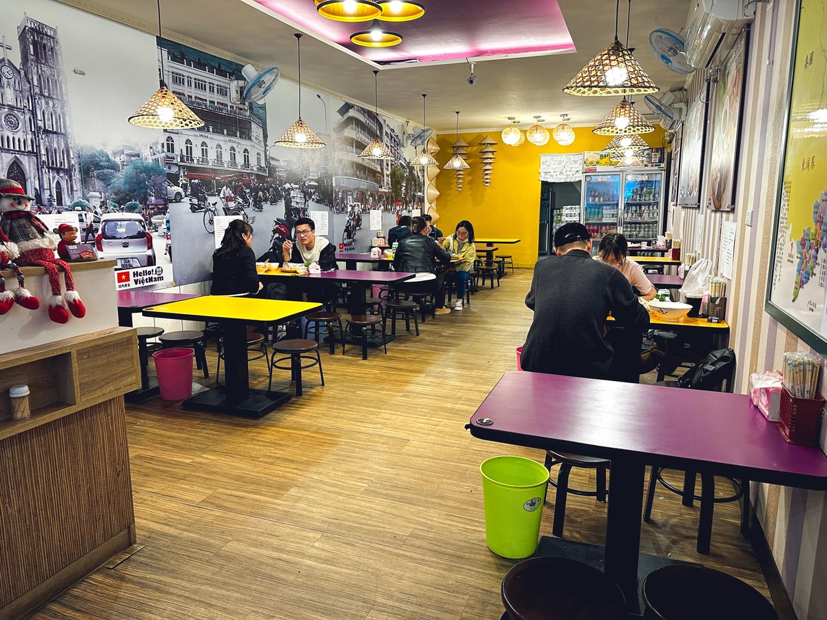 台中米其林美食,台中越南料理,越南你好河內美食,東協廣場美食,台中河粉,台中美食,hello vietnam 河內美食成功店,東協廣場越南料理,台中米其林必比登推薦,河內米其林餐廳,台中火車站美食,越南料理 台中 @鯊魚大口咬