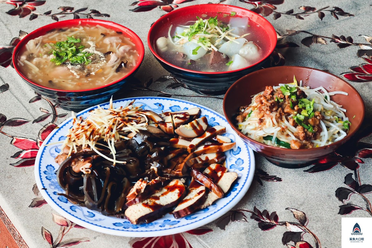 客庄美食,清水肉羹麵,阿嬤灶咖,客庄阿嬤灶咖,清水客庄阿嬤,清水客庄美食,清水美食 @鯊魚大口咬