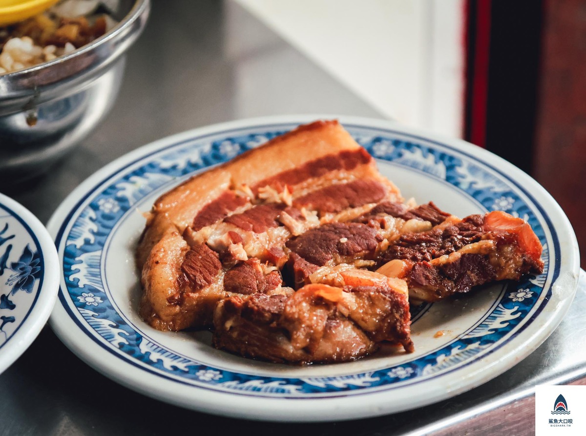 金峰滷肉飯,台北美食推薦,中正紀念堂美食,台北中正區,台北中正美食,台北小吃推薦 @鯊魚大口咬
