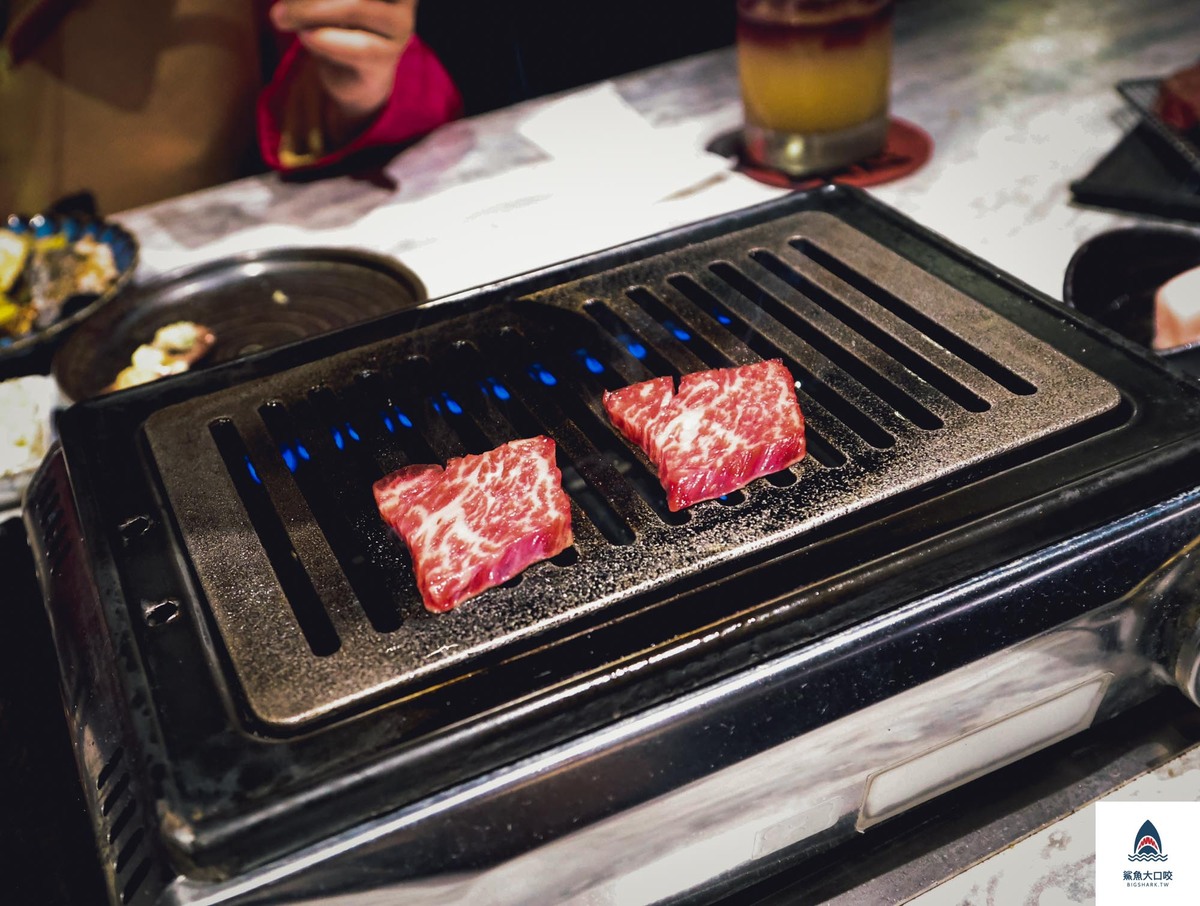 最肉餐酒館,最肉燒肉餐酒館菜單,台中美食推薦,台中餐廳推薦,台中餐酒館推薦,台中燒肉推薦,最肉燒肉餐酒館 @鯊魚大口咬 最肉餐酒館,最肉燒肉餐酒館菜單,台中美食推薦,台中餐廳推薦,台中餐酒館推薦,台中燒肉推薦,最肉燒肉餐酒館 @鯊魚大口咬