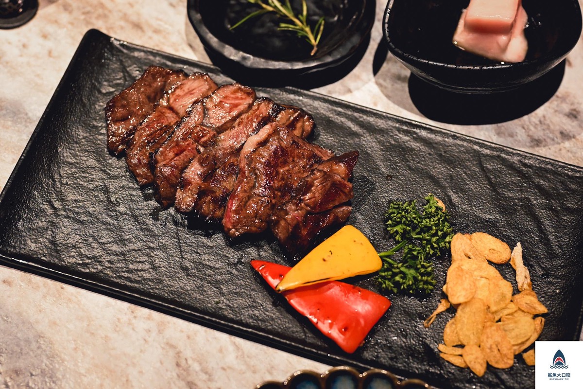 最肉餐酒館,最肉燒肉餐酒館菜單,台中美食推薦,台中餐廳推薦,台中餐酒館推薦,台中燒肉推薦,最肉燒肉餐酒館 @鯊魚大口咬 最肉餐酒館,最肉燒肉餐酒館菜單,台中美食推薦,台中餐廳推薦,台中餐酒館推薦,台中燒肉推薦,最肉燒肉餐酒館 @鯊魚大口咬