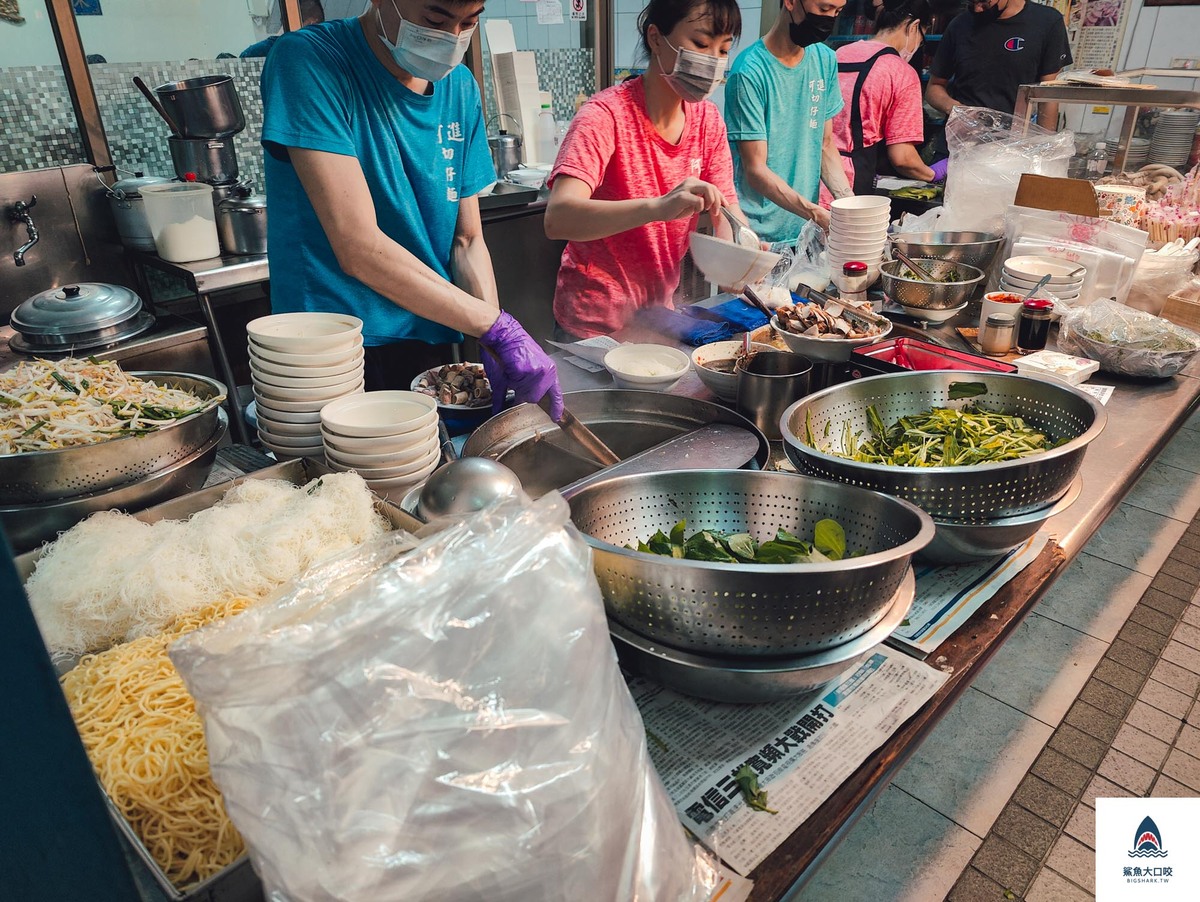 阿進切仔麵,阿進切仔麵菜單,駁二美食,鹽埕區美食,阿進切仔麵 推薦,鹽埕區切仔麵,鹽埕區黑白切,駁二附近美食,鹽埕區早餐,鹽埕區小吃 @鯊魚大口咬