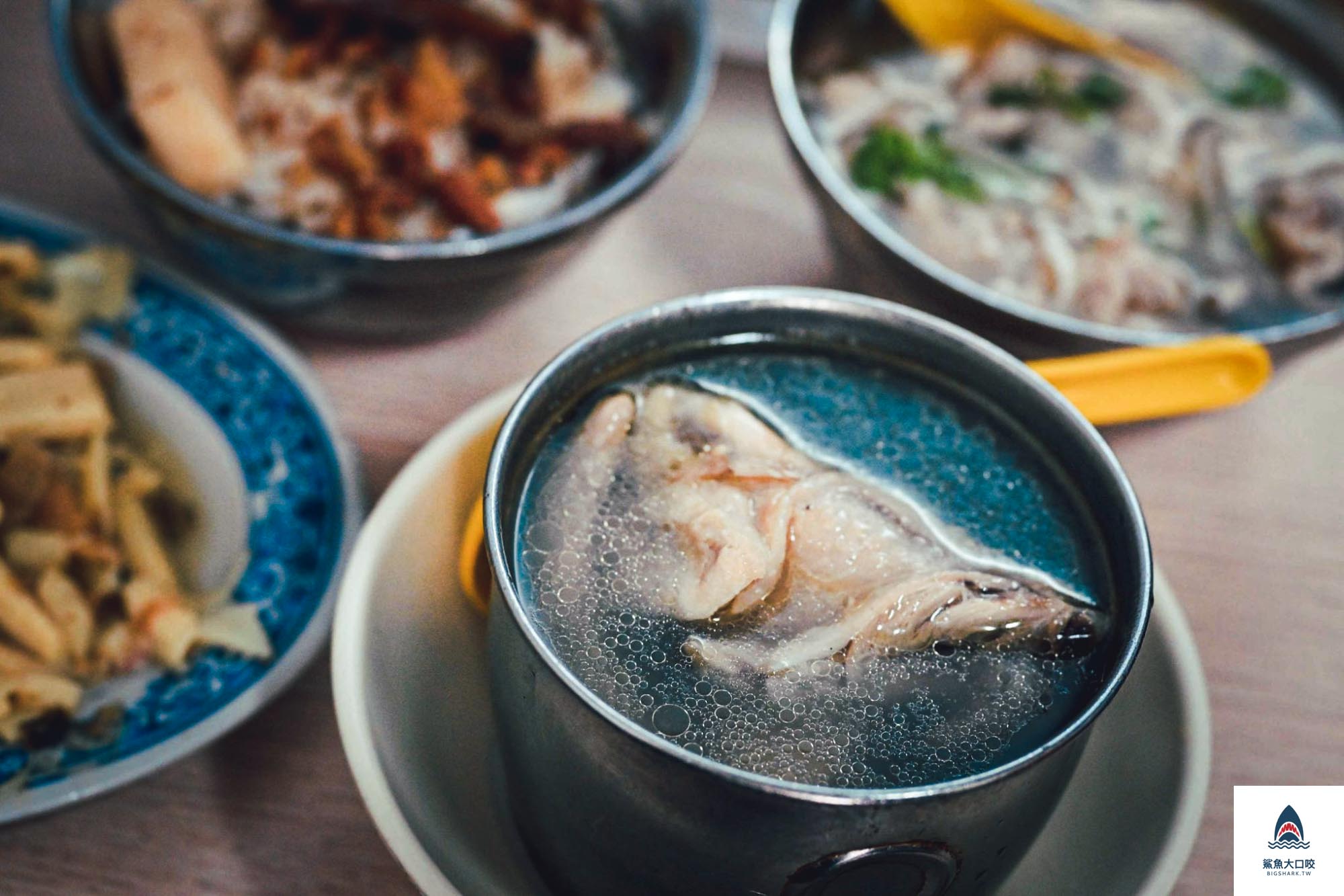 金峰滷肉飯,台北美食推薦,中正紀念堂美食,台北中正區,台北中正美食,台北小吃推薦 @鯊魚大口咬