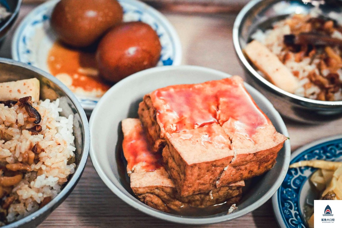 金峰滷肉飯,台北美食推薦,中正紀念堂美食,台北中正區,台北中正美食,台北小吃推薦 @鯊魚大口咬
