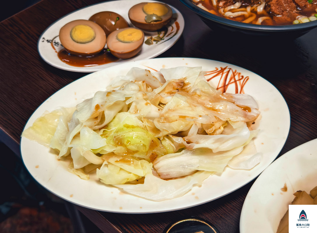 川元紅燒肉骨麵,台中紅燒麵,台中美食,大雅美食,台中麵店 @鯊魚大口咬 川元紅燒肉骨麵,台中紅燒麵,台中美食,大雅美食,台中麵店 @鯊魚大口咬
