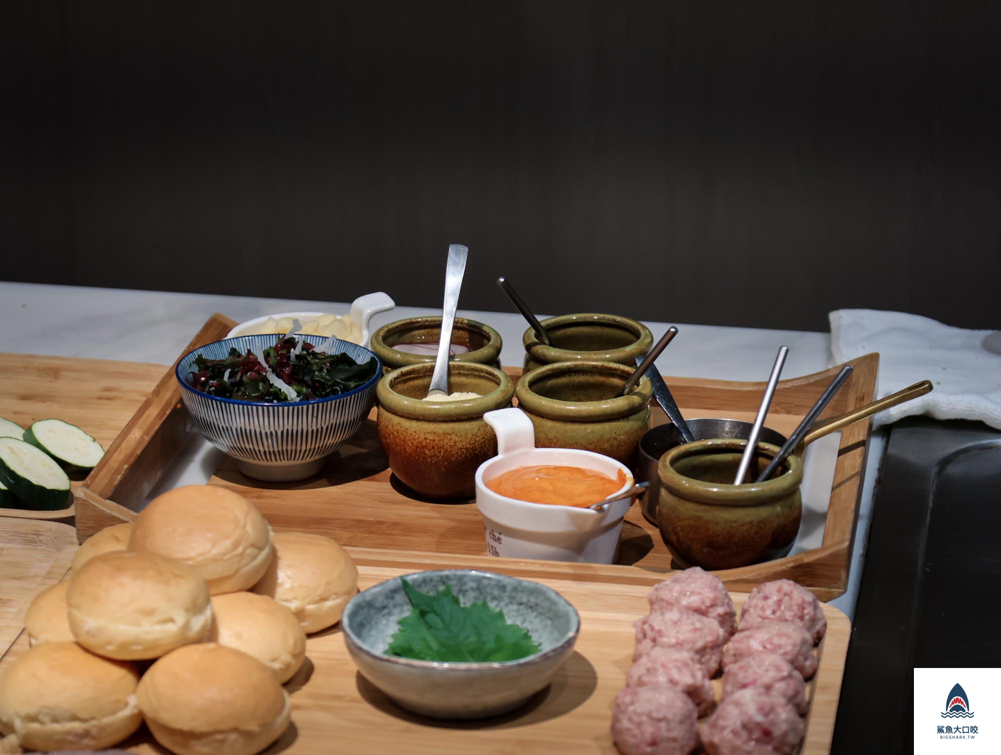 無菜單料理,肉多多火鍋新品牌,新竹鐵板燒,樂多多集團,明水然樂推薦,明水然樂菜單,鐵板燒,明水然樂價位,無菜單餐廳推薦,新竹無菜單 @鯊魚大口咬 無菜單料理,肉多多火鍋新品牌,新竹鐵板燒,樂多多集團,明水然樂推薦,明水然樂菜單,鐵板燒,明水然樂價位,無菜單餐廳推薦,新竹無菜單 @鯊魚大口咬