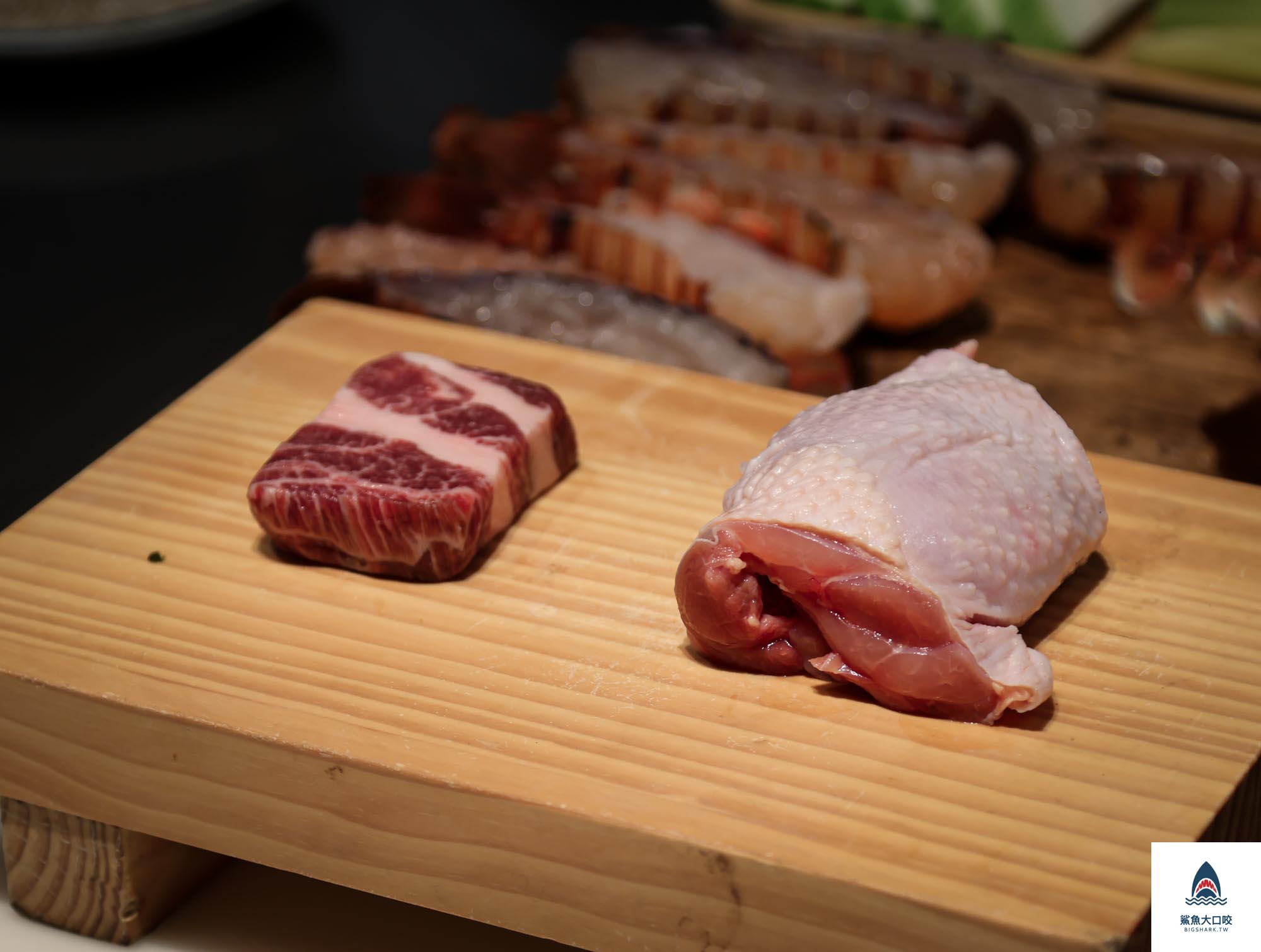 無菜單料理,肉多多火鍋新品牌,新竹鐵板燒,樂多多集團,明水然樂推薦,明水然樂菜單,鐵板燒,明水然樂價位,無菜單餐廳推薦,新竹無菜單 @鯊魚大口咬
