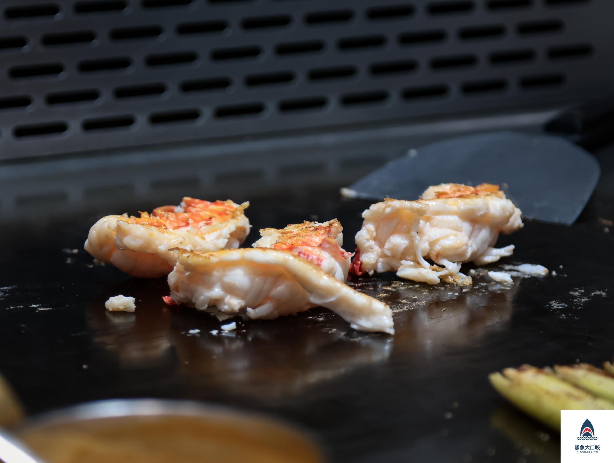 無菜單料理,肉多多火鍋新品牌,新竹鐵板燒,樂多多集團,明水然樂推薦,明水然樂菜單,鐵板燒,明水然樂價位,無菜單餐廳推薦,新竹無菜單 @鯊魚大口咬