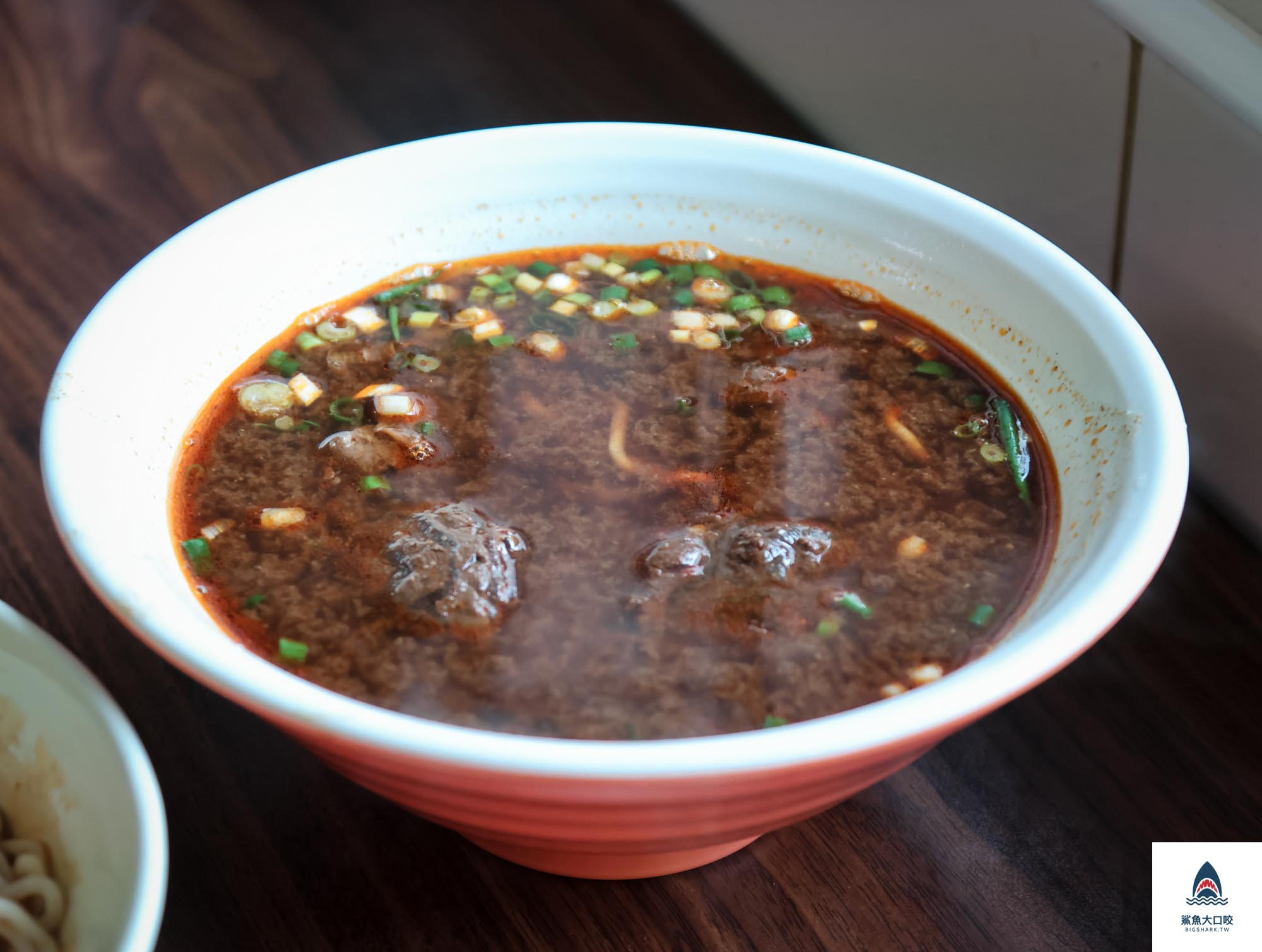 張記牛肉麵,張記牛肉麵菜單 @鯊魚大口咬