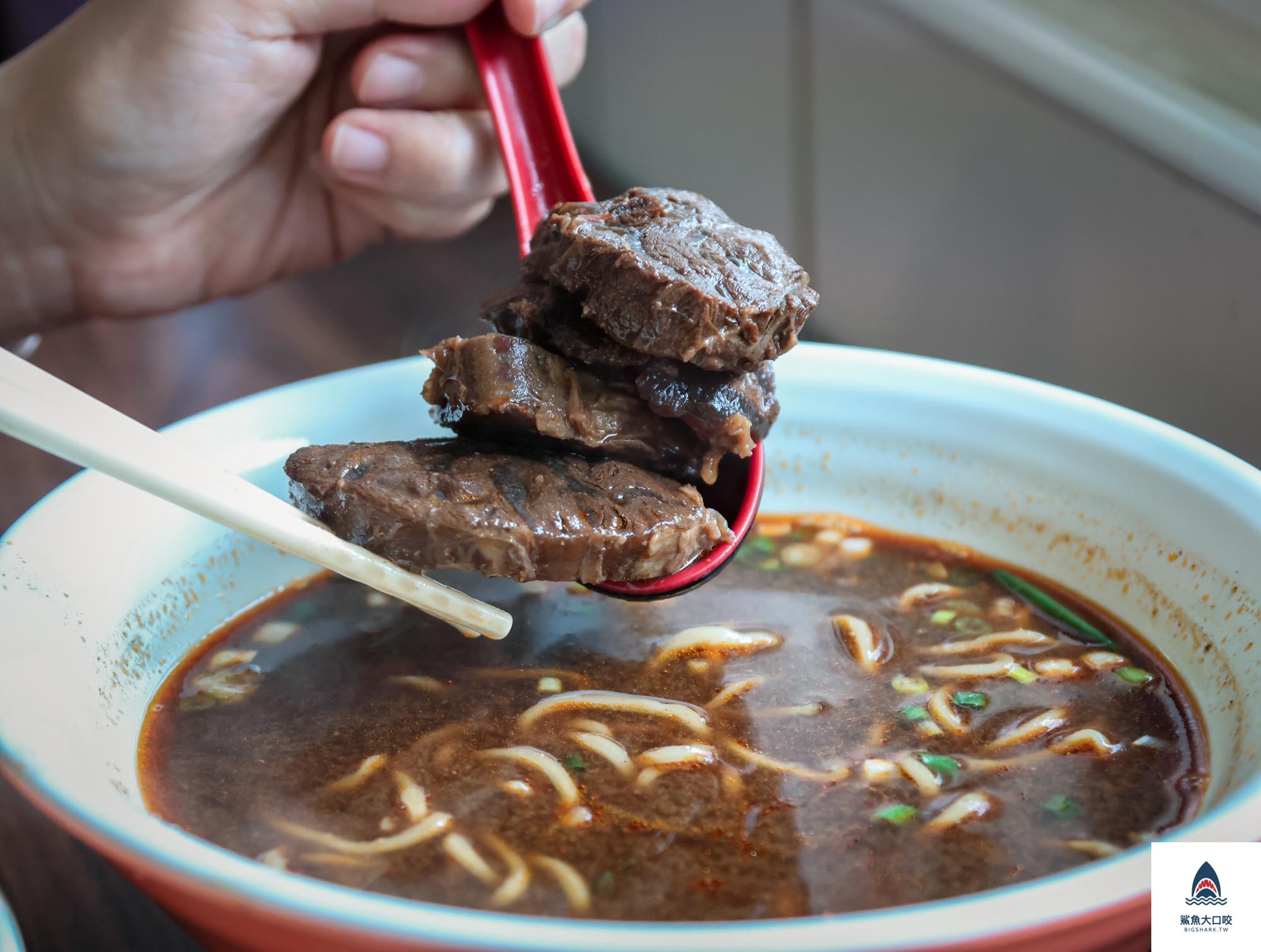 張記牛肉麵,張記牛肉麵菜單 @鯊魚大口咬