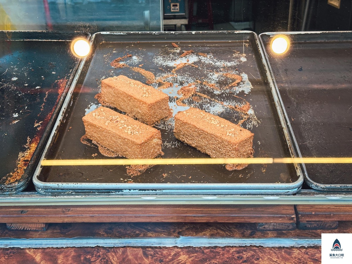 台中麵包推薦,逢甲美食推薦,麥司特現烤麵包,逢甲麵包推薦,台中香蒜麵包,台中菠蘿麵包,台中花生條,台中乳酪條 @鯊魚大口咬 台中麵包推薦,逢甲美食推薦,麥司特現烤麵包,逢甲麵包推薦,台中香蒜麵包,台中菠蘿麵包,台中花生條,台中乳酪條 @鯊魚大口咬